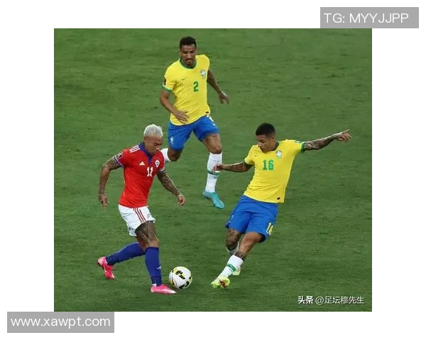 足球明星全面对比分析：技术特点、巅峰时刻与历史地位深度解析